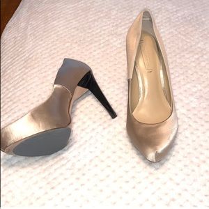 BCBGMAZRIA Satin pumps